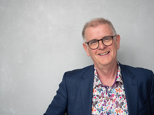 Dr. Greg Bond